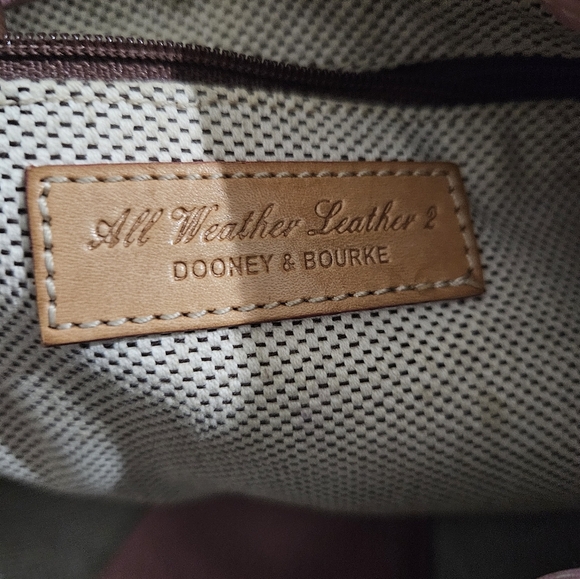 Dooney & Bourke Light Pink Leather Crossbody/Shoulder Bag - Picture 5 of 14